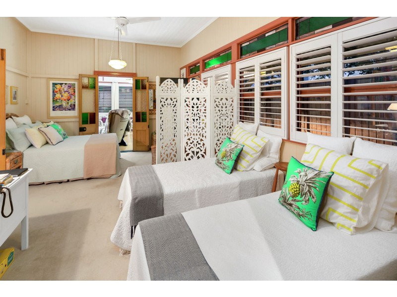 37 Villa Street, Annerley QLD 4103