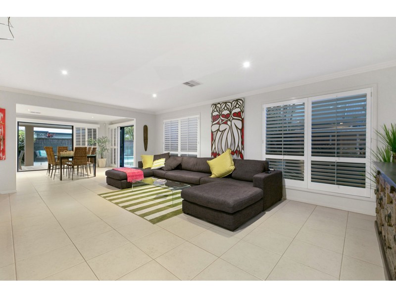 71 Hannah Circuit, Manly West QLD 4179