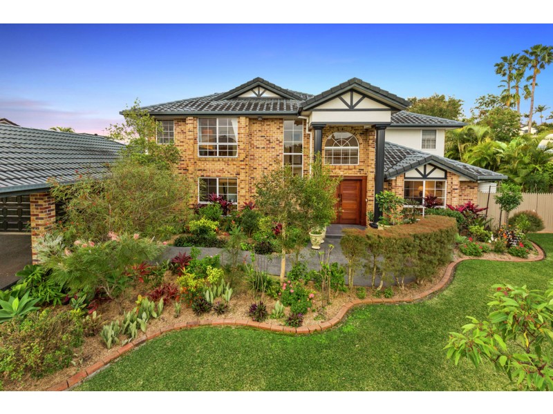 1 Turnberry Place, Carindale QLD 4152