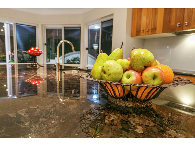 1 Turnberry Place, Carindale QLD 4152