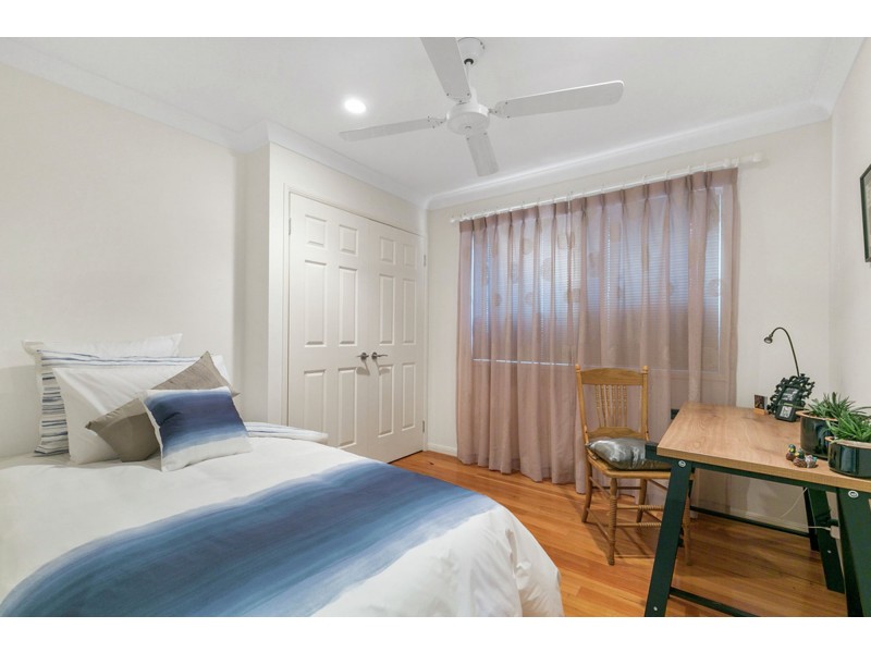 1 Turnberry Place, Carindale QLD 4152