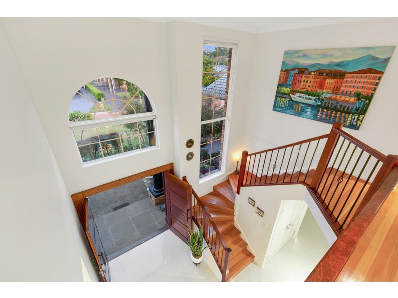 1 Turnberry Place, Carindale QLD 4152