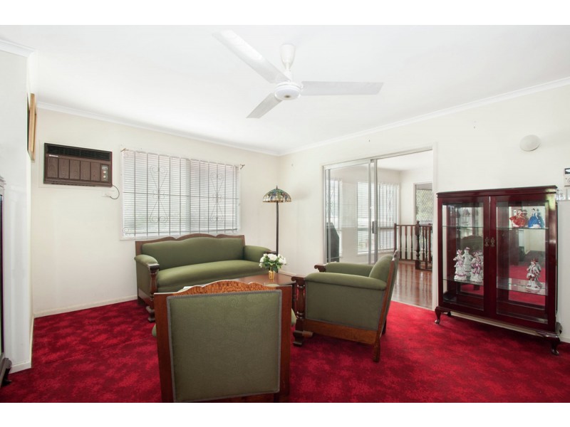 11 Snell Street, Camp Hill QLD 4152