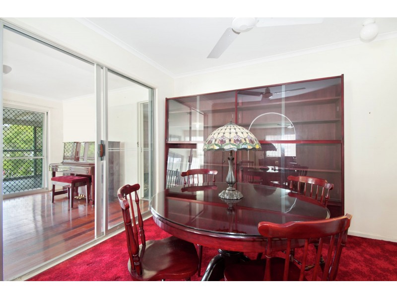 11 Snell Street, Camp Hill QLD 4152