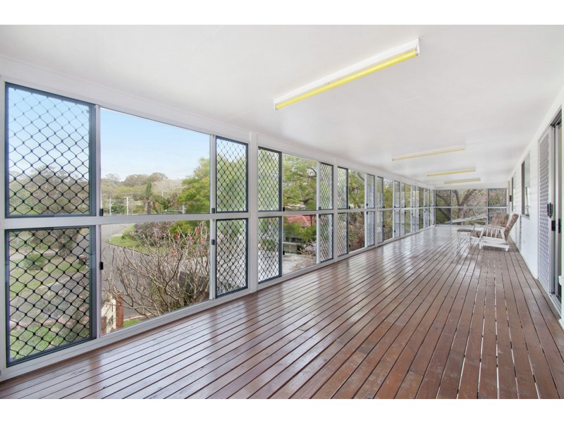 11 Snell Street, Camp Hill QLD 4152