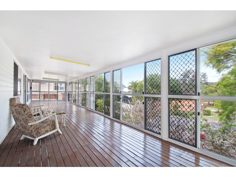 11 Snell Street, Camp Hill QLD 4152