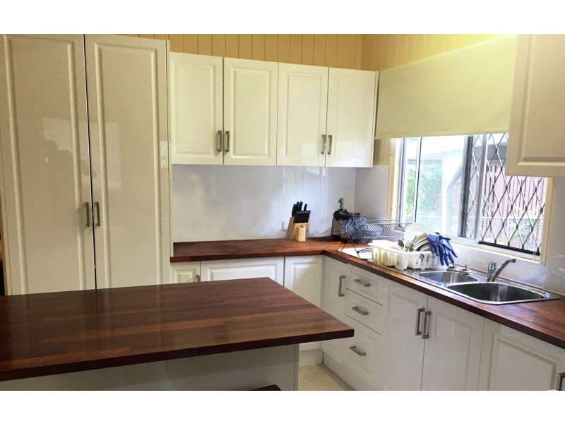 47 East Street, Camp Hill QLD 4152