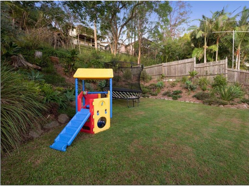 44 Oberon Street, Morningside QLD 4170