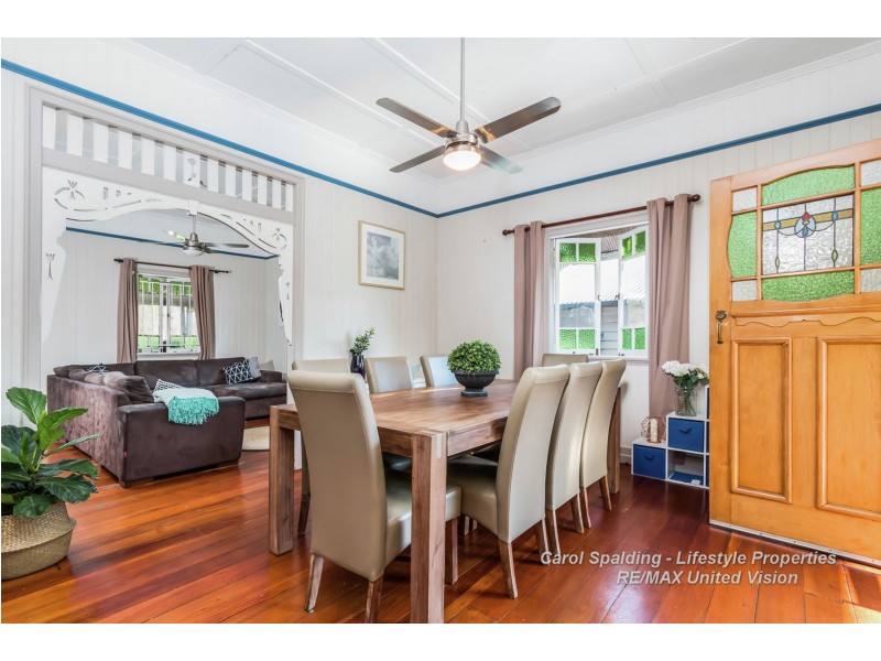 24 Brown Street, Camp Hill QLD 4152