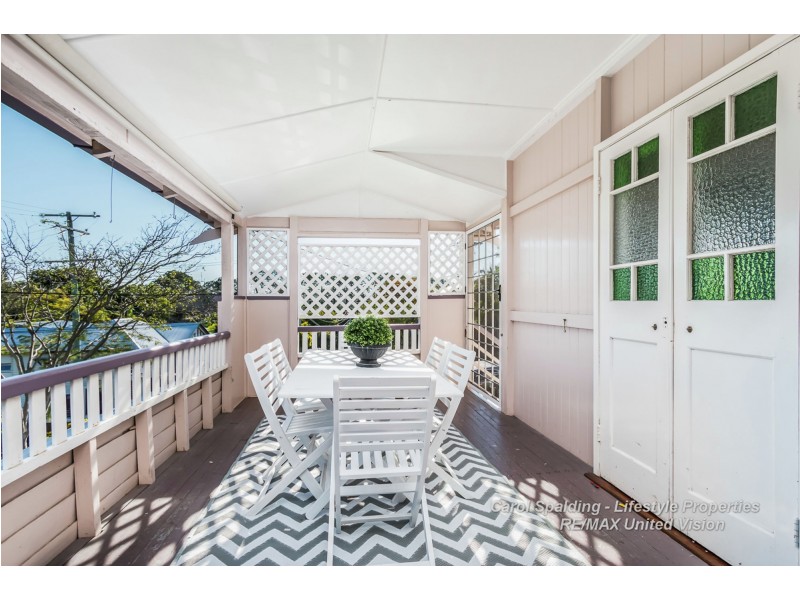 24 Brown Street, Camp Hill QLD 4152