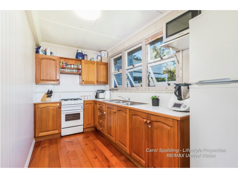 24 Brown Street, Camp Hill QLD 4152