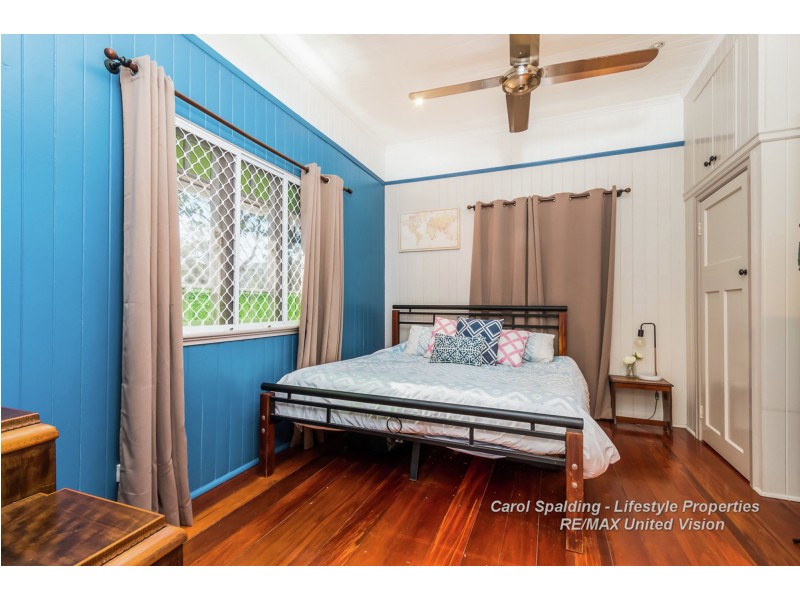 24 Brown Street, Camp Hill QLD 4152