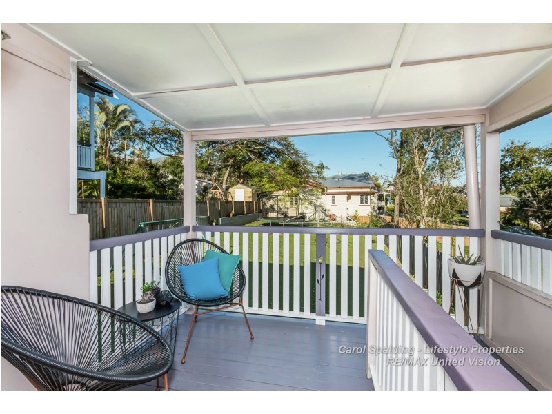 24 Brown Street, Camp Hill QLD 4152