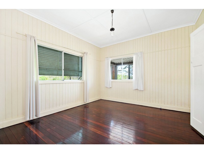 47 East Street, Camp Hill QLD 4152