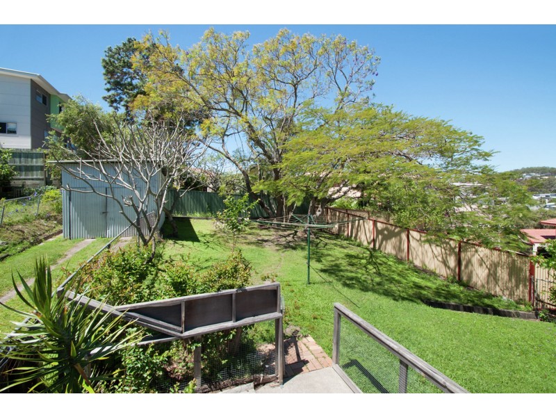 47 East Street, Camp Hill QLD 4152