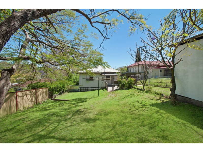 47 East Street, Camp Hill QLD 4152