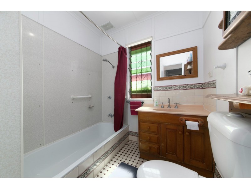 38 Maughan Street, Carina Heights QLD 4152