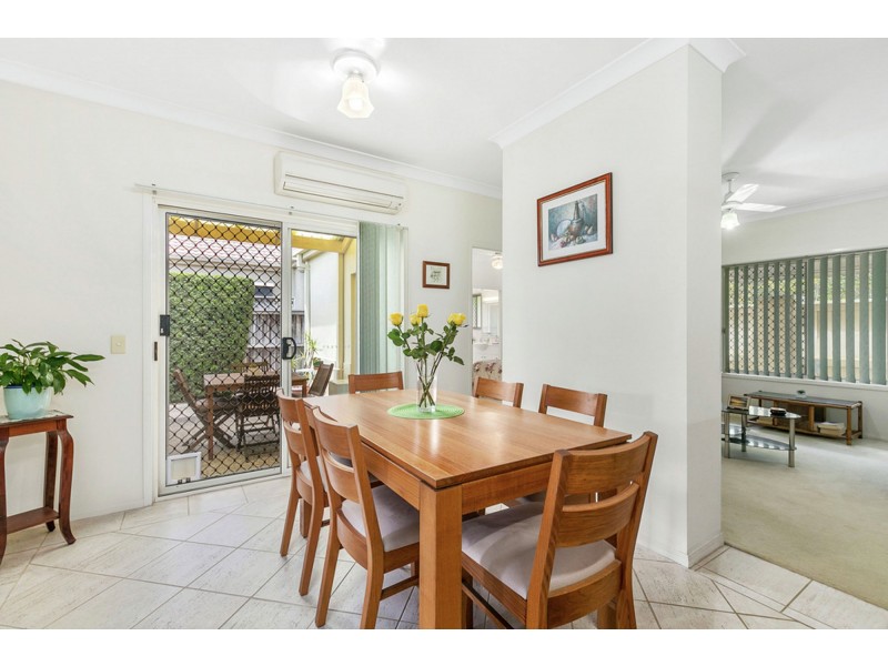 13 Oleander Place, Carindale QLD 4152