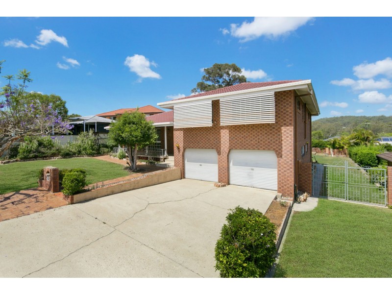 18 Donnington Street, Carindale QLD 4152