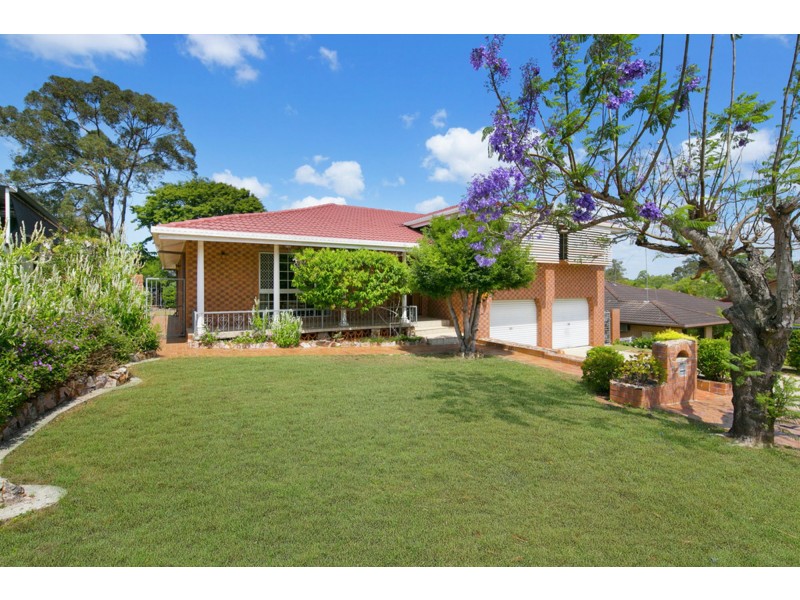 18 Donnington Street, Carindale QLD 4152