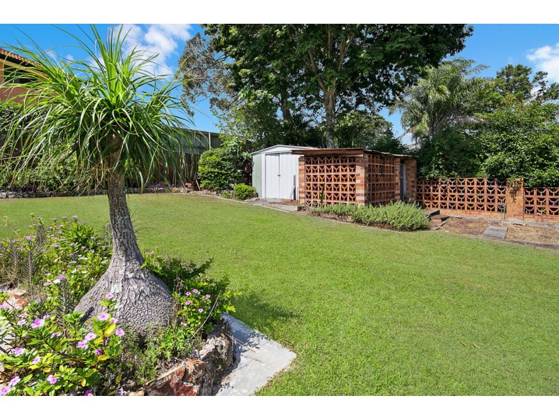 18 Donnington Street, Carindale QLD 4152