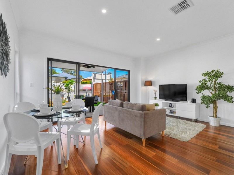 4 / 91-93 Pembroke Street, Carina QLD 4152