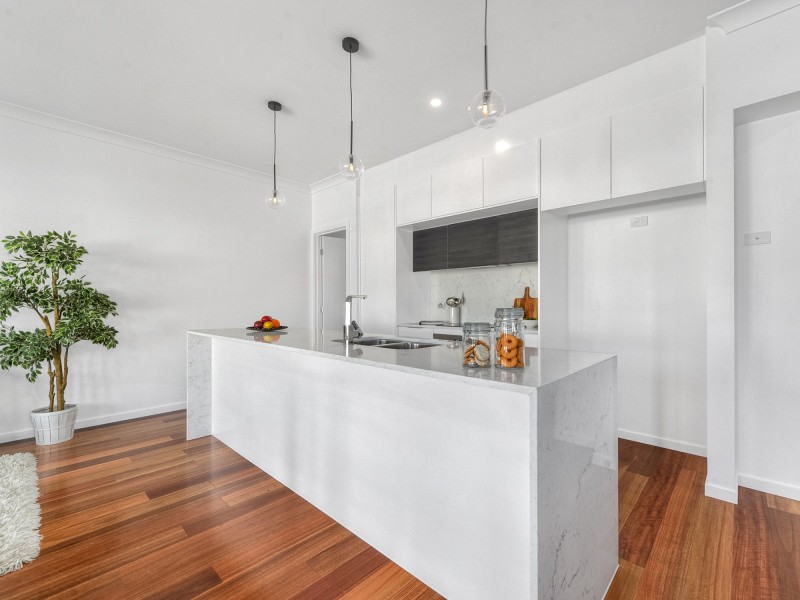 4 / 91-93 Pembroke Street, Carina QLD 4152