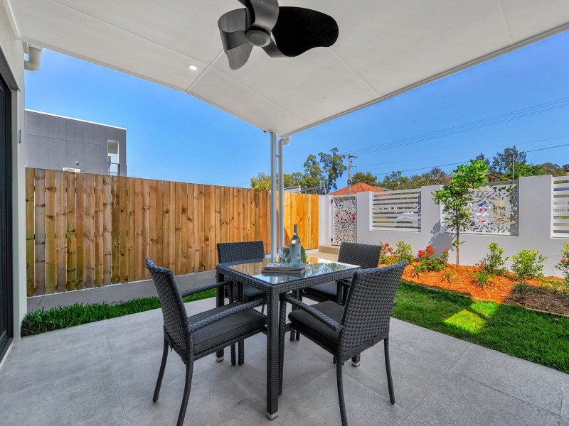 4 / 91-93 Pembroke Street, Carina QLD 4152