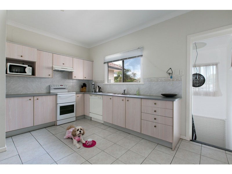 224 Stanley Road, Carina QLD 4152