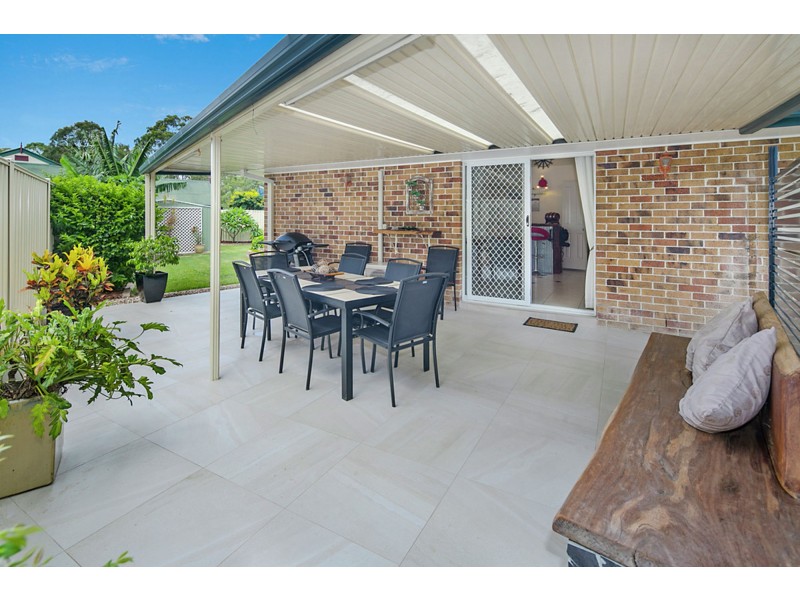 63 Kidwelly Street, Carindale QLD 4152