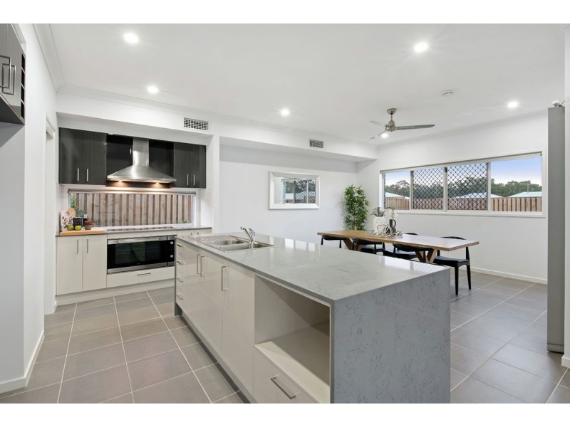 2 Springwater Street, Thornlands QLD 4164