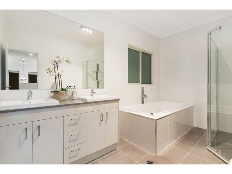 2 Springwater Street, Thornlands QLD 4164