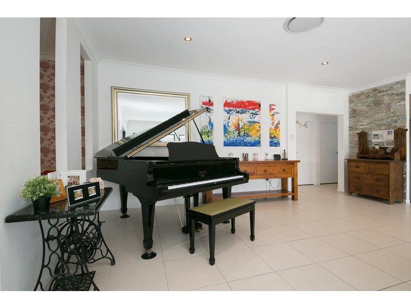 2 Tanya Court, Wellington Point QLD 4160