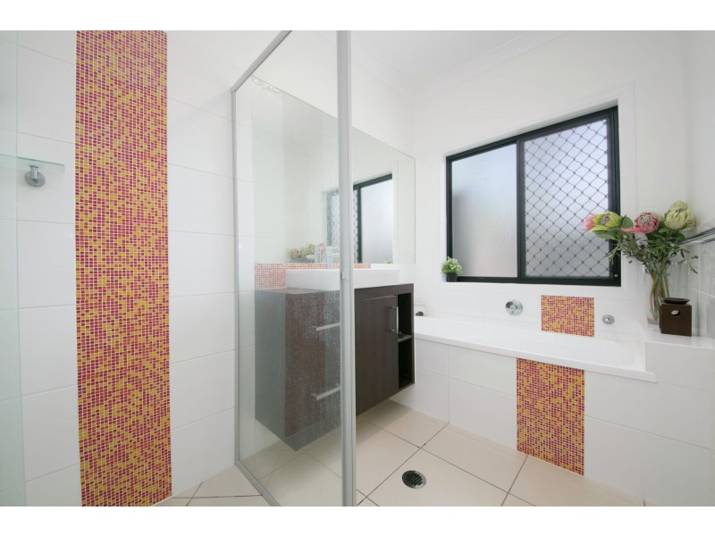 2 Tanya Court, Wellington Point QLD 4160