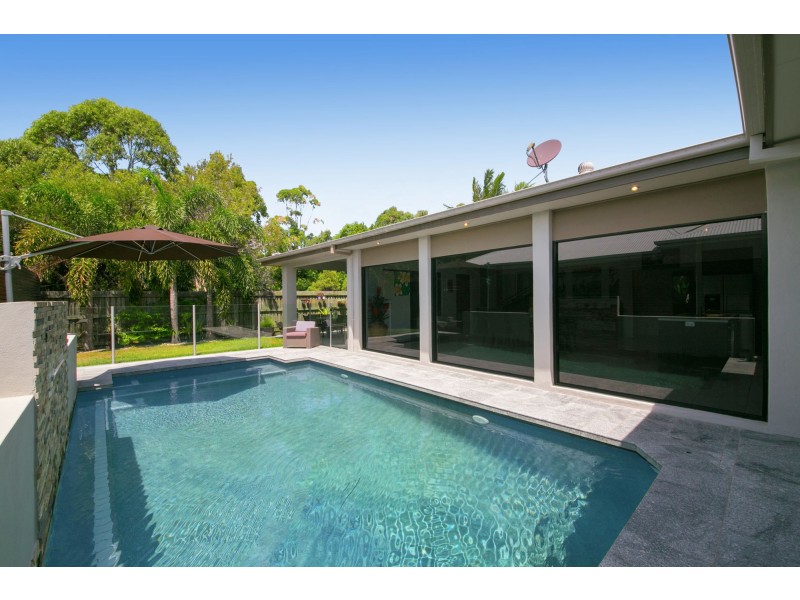 2 Tanya Court, Wellington Point QLD 4160