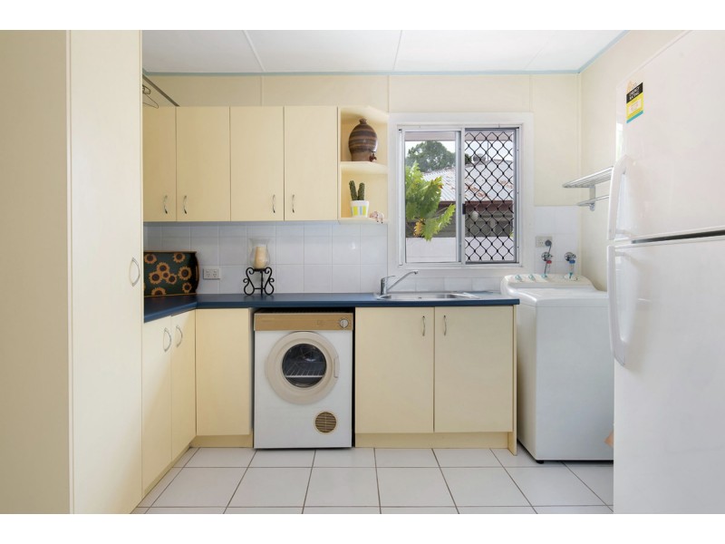 84 Nurstead Street, Camp Hill QLD 4152