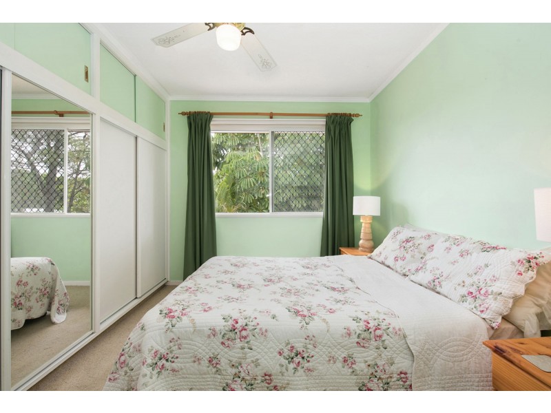 84 Nurstead Street, Camp Hill QLD 4152