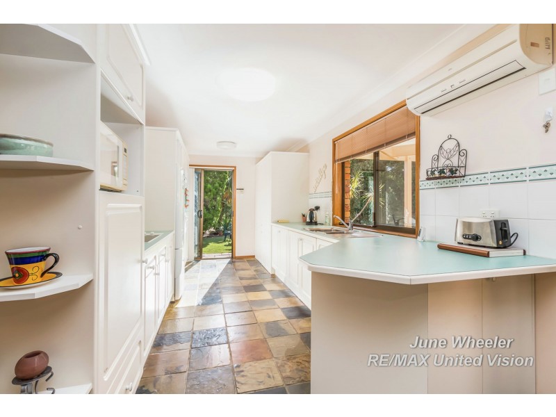 95 Donnington Street, Carindale QLD 4152