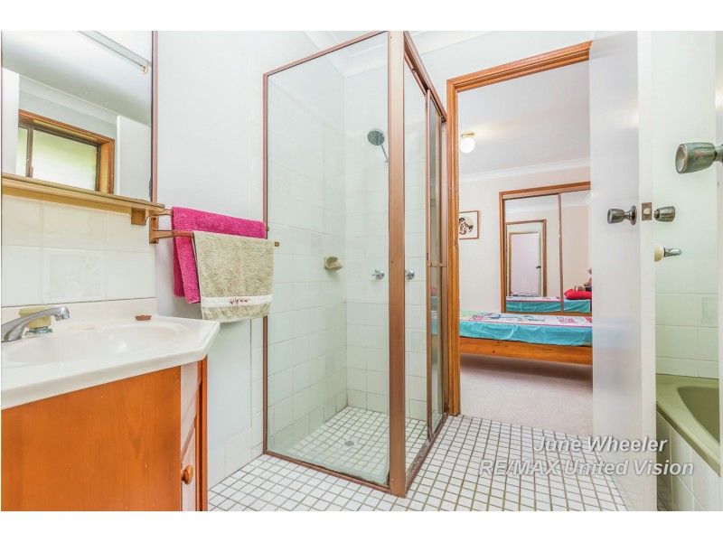 95 Donnington Street, Carindale QLD 4152