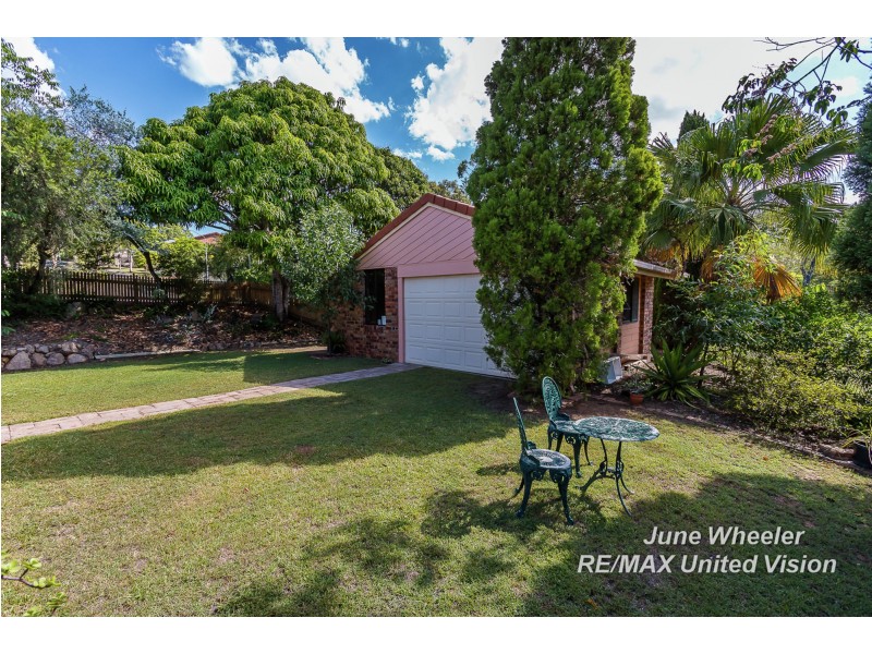 95 Donnington Street, Carindale QLD 4152