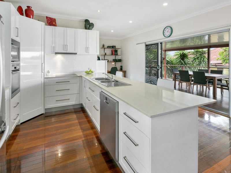 12 Napier Street, Carina Heights QLD 4152