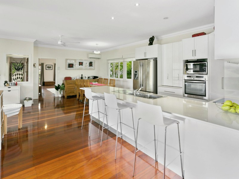 12 Napier Street, Carina Heights QLD 4152