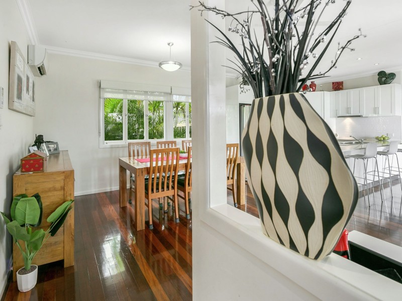 12 Napier Street, Carina Heights QLD 4152