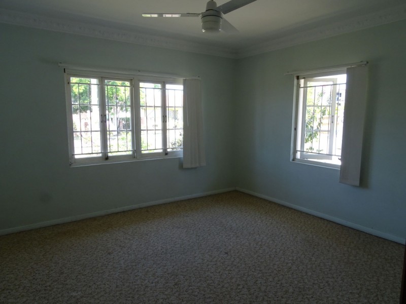 60 Dickenson Street, Carina QLD 4152