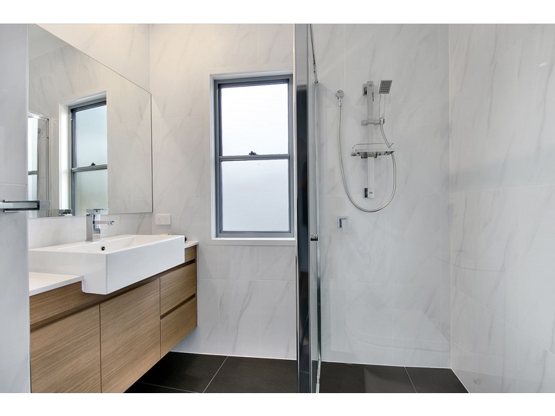 4 / 30 Combles Road, Camp Hill QLD 4152