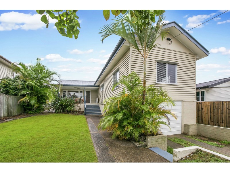 138 Broadwater Road, Mount Gravatt East QLD 4122