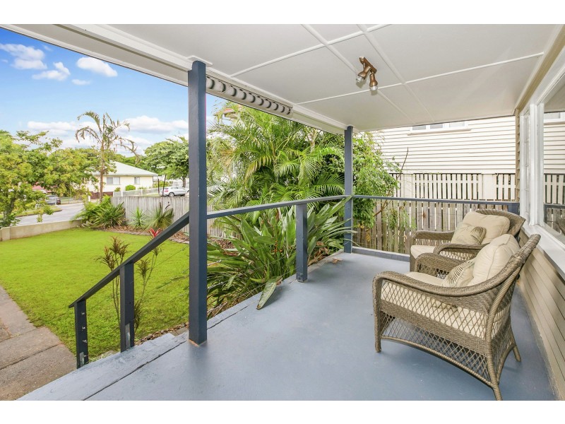 138 Broadwater Road, Mount Gravatt East QLD 4122