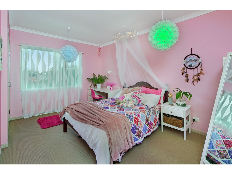 20 Watervale Drive, Redland Bay QLD 4165