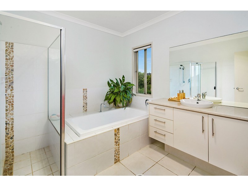 20 Watervale Drive, Redland Bay QLD 4165