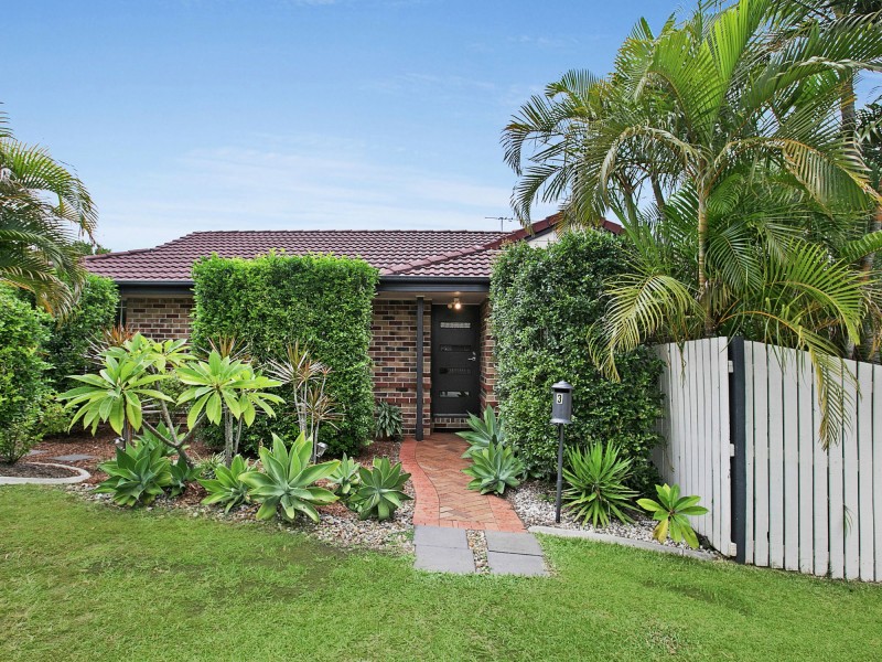 3 Acacia Close, Holland Park West QLD 4121